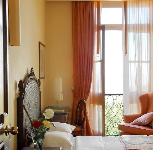 Do Elevador Hotel 4*